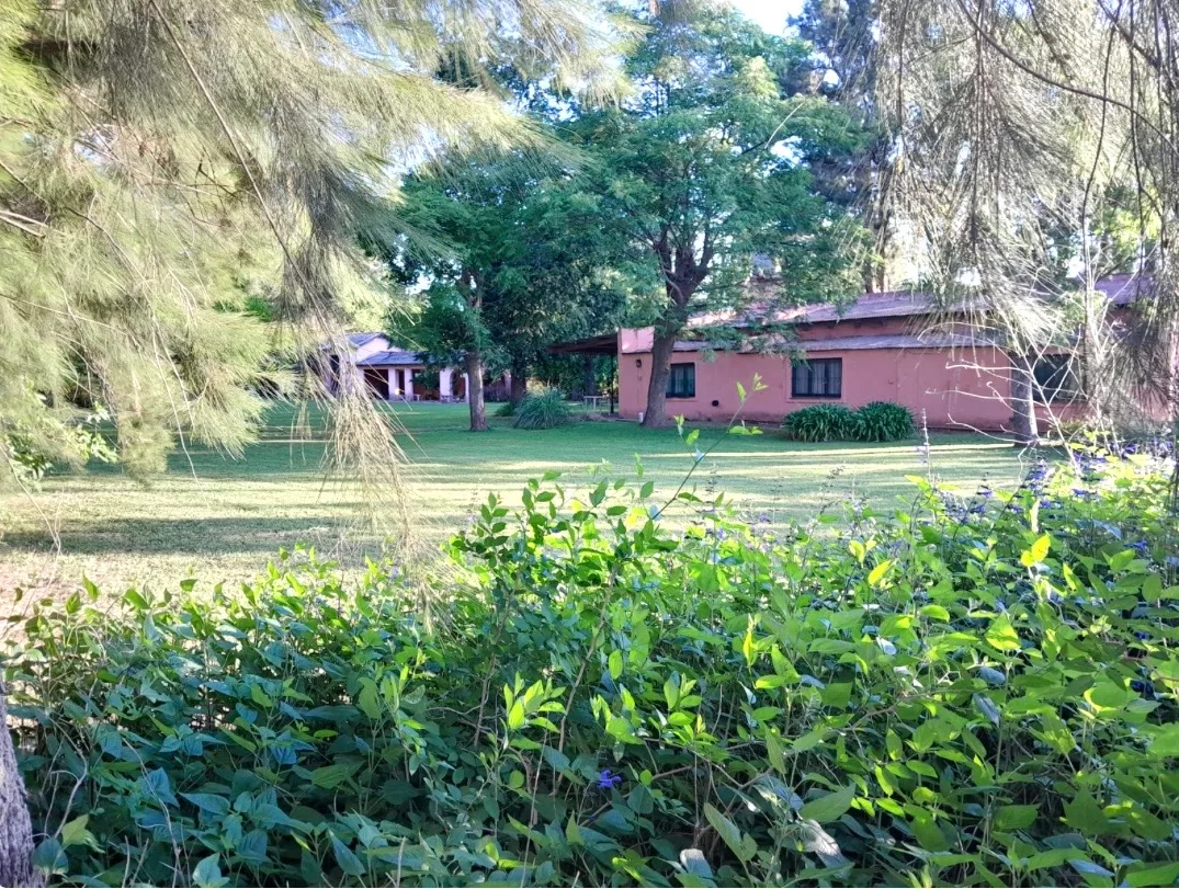 Casa con jardín en Capilla del Señor - Imagen 2