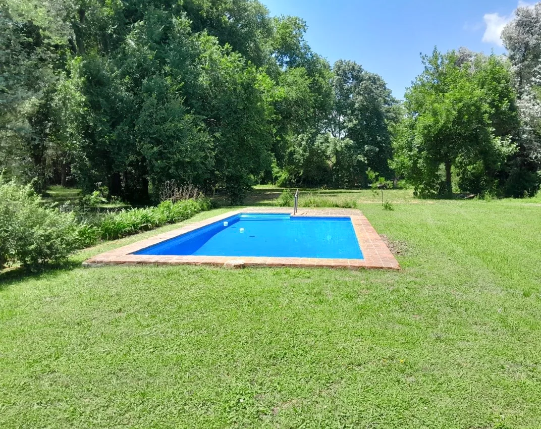 Casa con jardín en Capilla del Señor - Imagen 5