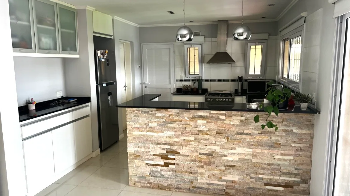 Casa de 1 dormitorio en Capilla del Señor - Imagen 2