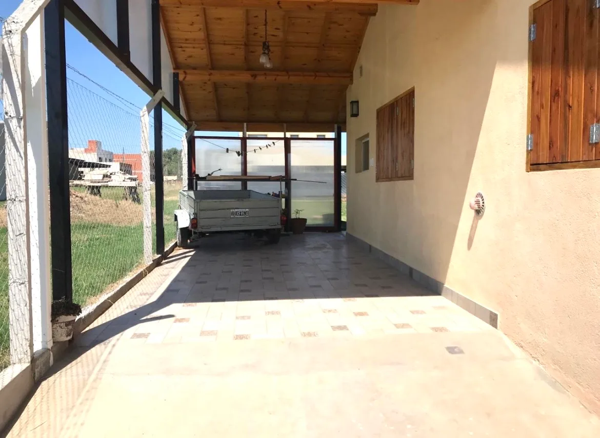 Casa de 2 dormitorios en Capilla del Señor - Imagen 2